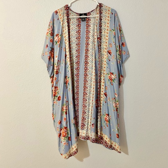 Angie Patterned Kimono Top - Picture 1 of 3